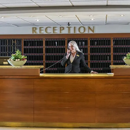 提哈尼俱乐部简易别墅酒店 假日公园 4*